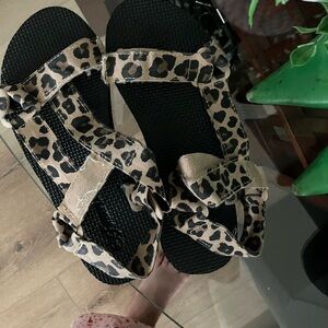 Leopard Sandles